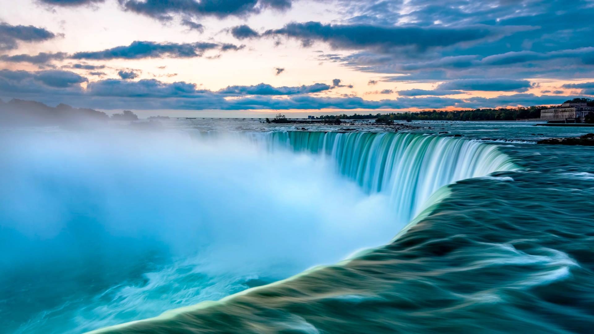 Niagara Falls: Day Trip from New York City